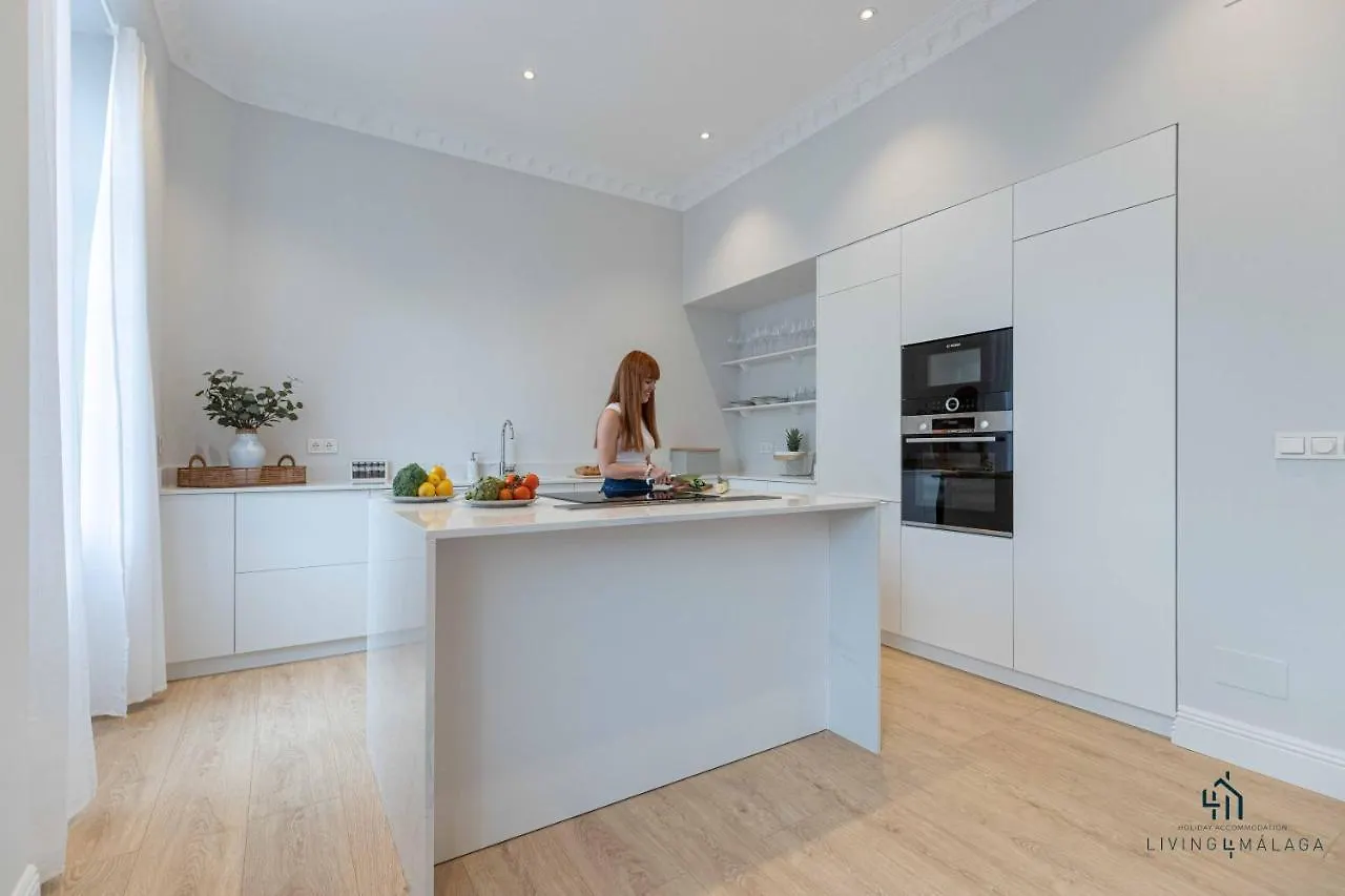 Living4Malaga Echegaray Grand Luxe Apartment 0*, Malaga